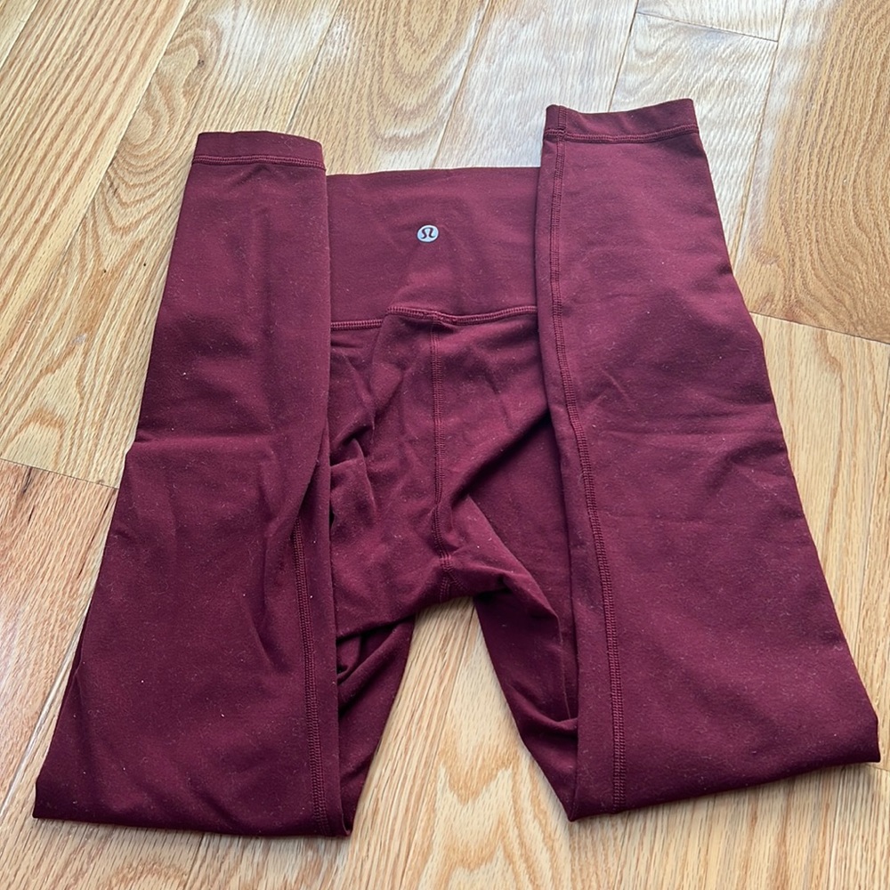 Maroon 7/8 high waisted wunder unders